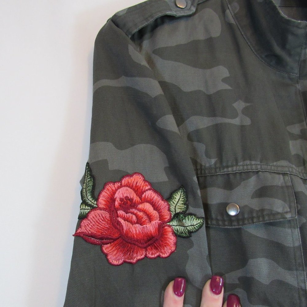 Rails Collins Camo Rose Patch Linen Jacket - Picture 8 of 12